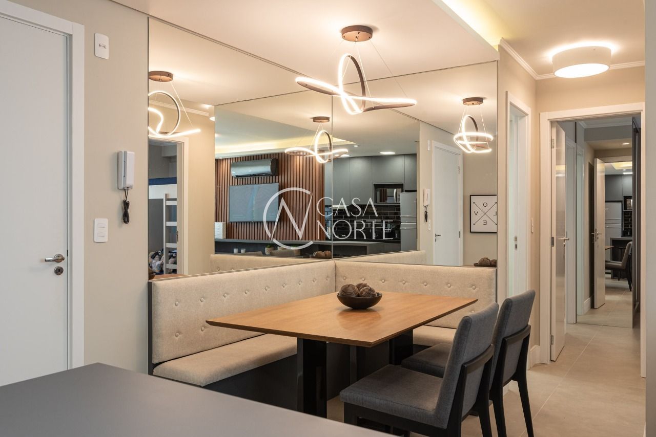 Apartamento à venda com 2 quartos, 50m², 1 suíte, 1 vaga, Rua Doutor Carlos Renato Rua Fonseca no bairro Jardim Sabará em Porto Alegre