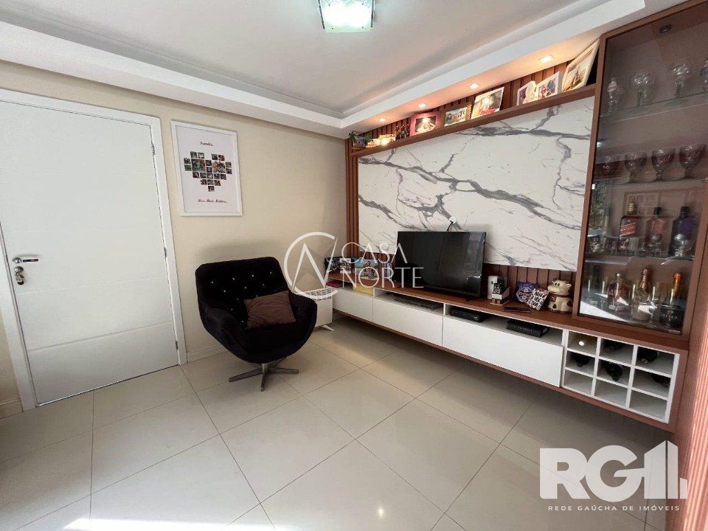 Casa de Condomínio à venda com 3 quartos, 110m², 1 suíte, 2 vagas, Rua Adão Gregory no bairro Petrópolis em Porto Alegre