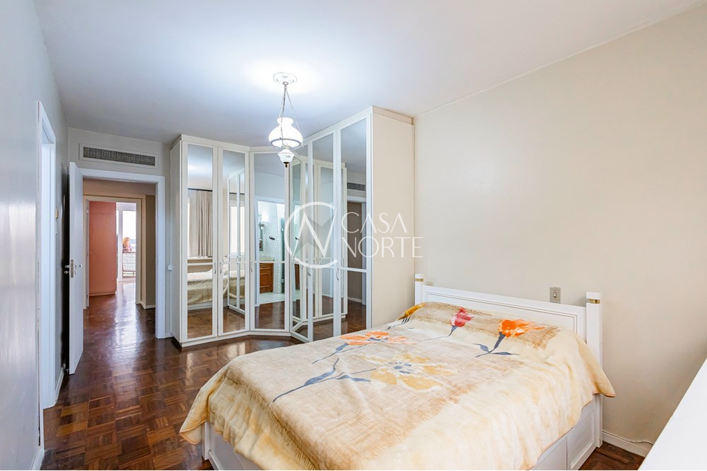 Apartamento à venda com 3 quartos, 167m², 1 suíte, 1 vaga, Duque de Caxias no bairro Centro Histórico em Porto Alegre