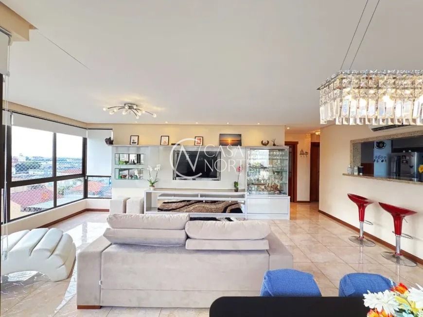 Apartamento à venda com 3 quartos, 108m², 1 suíte, 2 vagas, Rua Açores no bairro Passo da Areia em Porto Alegre
