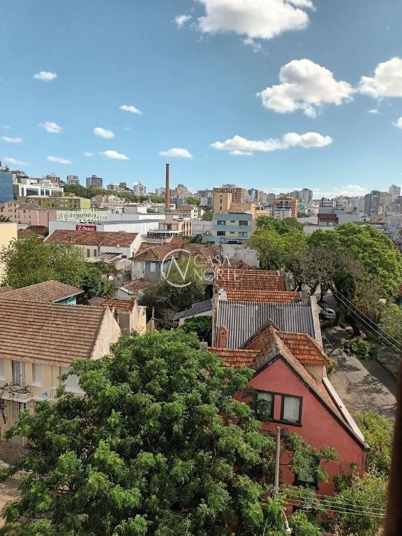 Apartamento à venda com 3 quartos, 95m², 1 suíte, São Carlos no bairro Floresta em Porto Alegre