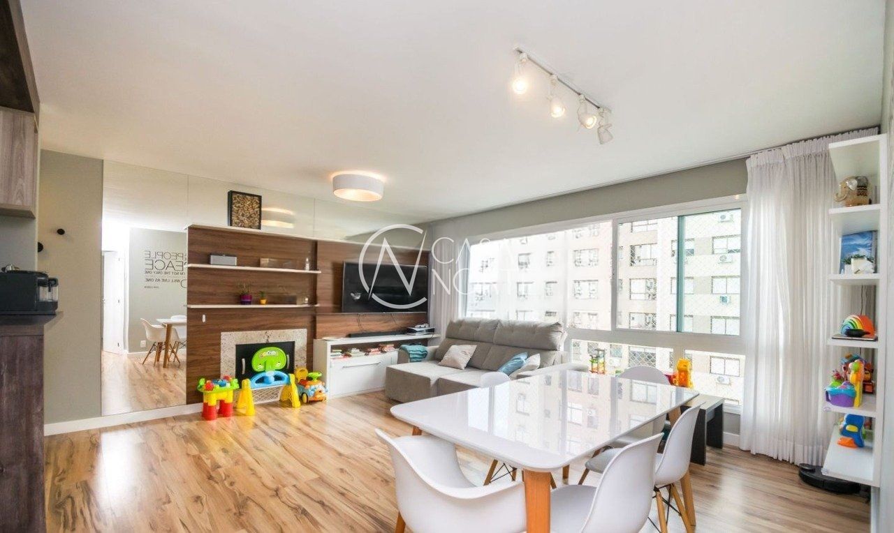 Apartamento à venda com 3 quartos, 106m², 1 suíte, 2 vagas, Rua Jari no bairro Passo da Areia em Porto Alegre
