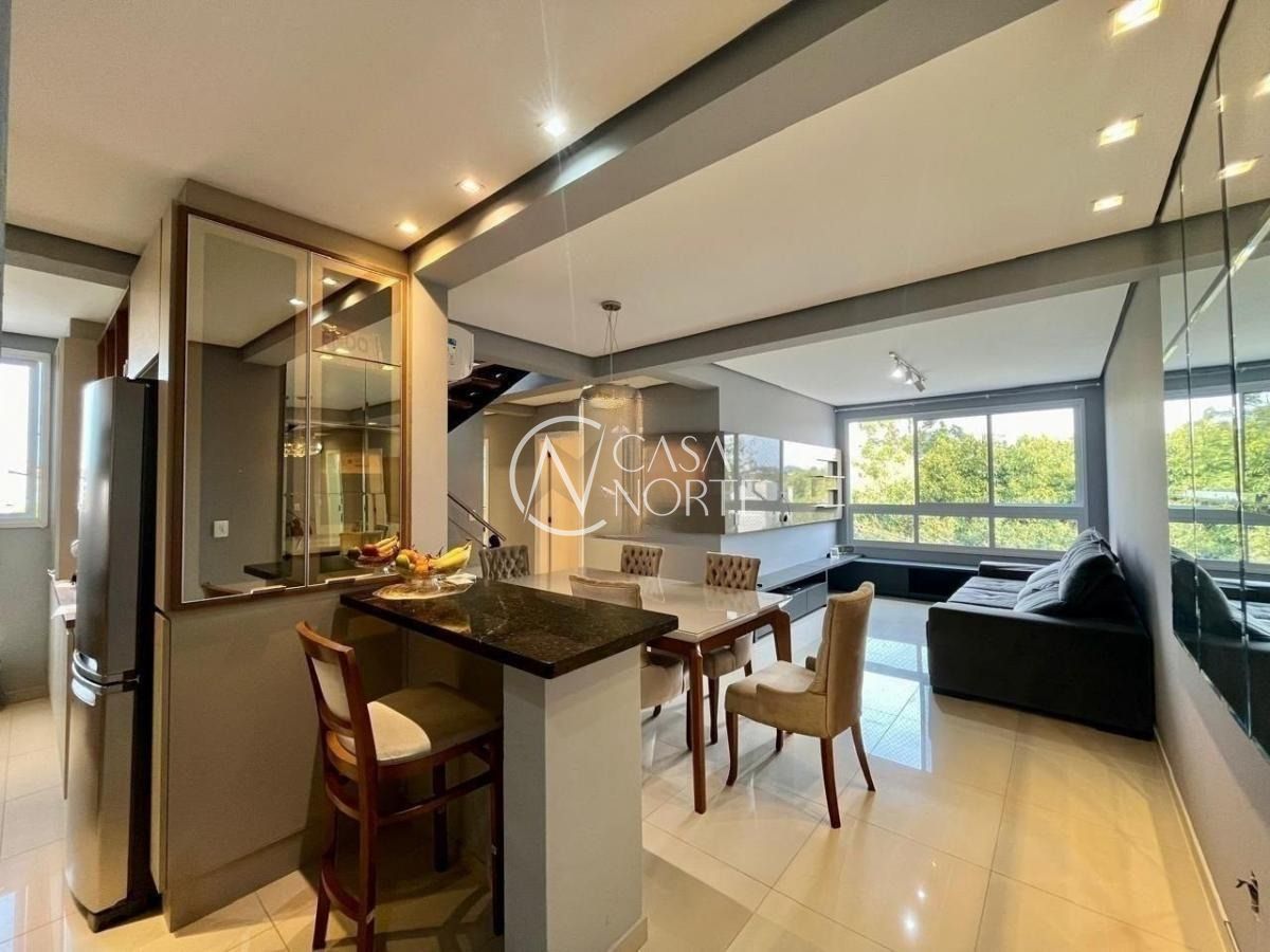 Cobertura à venda com 3 quartos, 220m², 1 suíte, 2 vagas, Rua Heitor Manganelli no bairro Jardim Itu em Porto Alegre