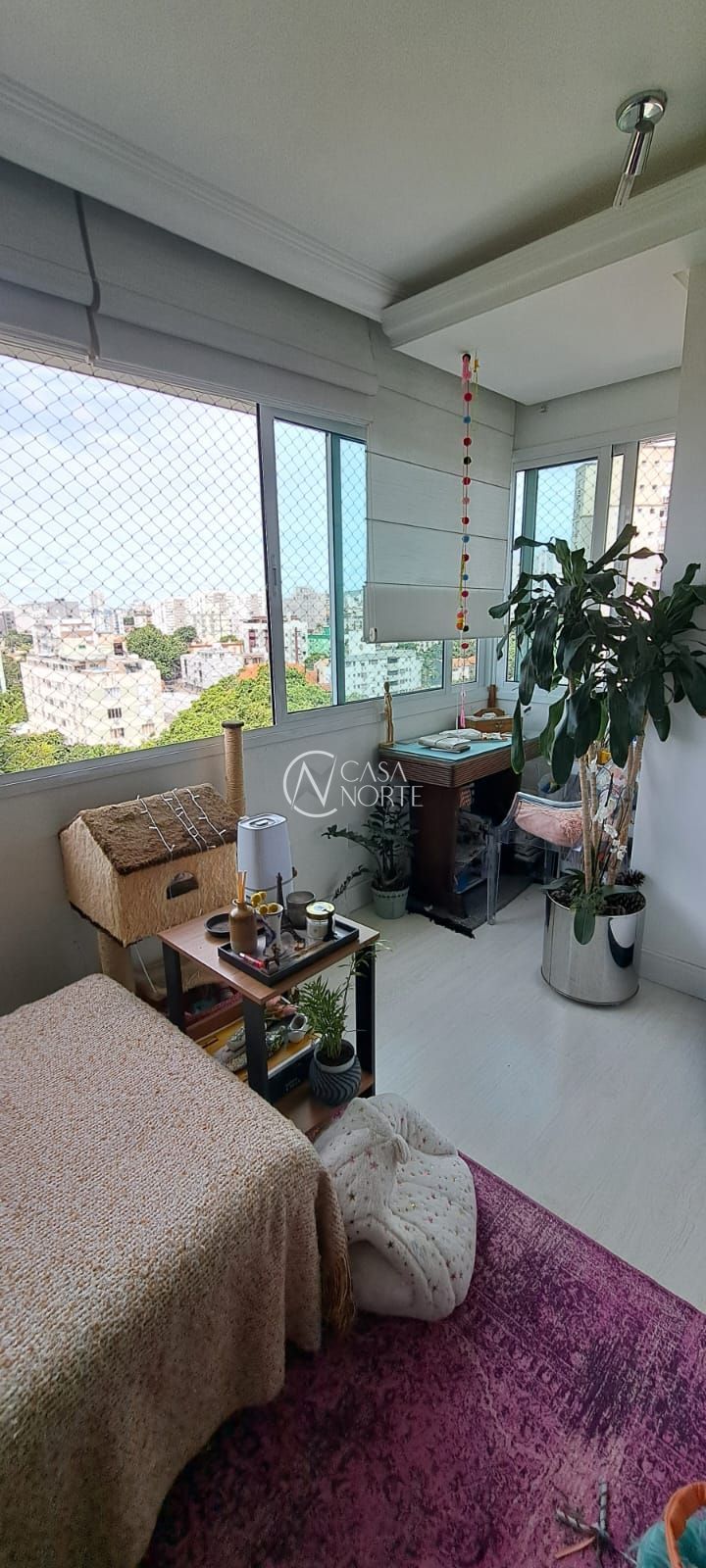 Apartamento à venda com 2 quartos, 65m², 1 suíte, 1 vaga, Rua Umbú no bairro Passo da Areia em Porto Alegre