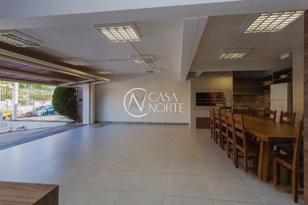 Casa à venda com 3 quartos, 266m², 1 suíte, 1 vaga, Rua Assunção no bairro Jardim Lindóia em Porto Alegre