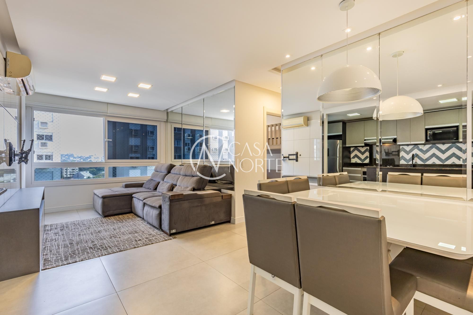 Apartamento à venda com 2 quartos, 65m², 1 suíte, 1 vaga, Rua Frederico Otávio Domingues Barbosa no bairro Jardim Lindóia em Porto Alegre