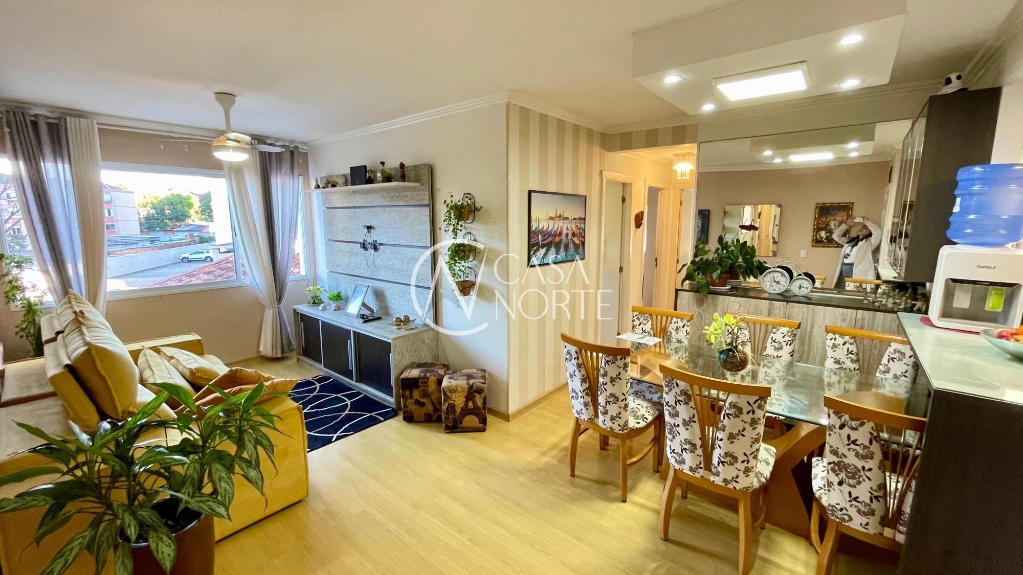 Apartamento à venda com 3 quartos, 69m², 1 suíte, 1 vaga, Avenida Dom Cláudio José Gonçalves Ponce de Leão no bairro Vila Ipiranga em Porto Alegre