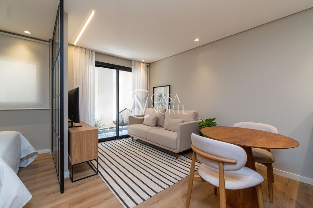 Apartamento Garden à venda com 1 quarto, 56m², Tomaz Flores no bairro Independência em Porto Alegre