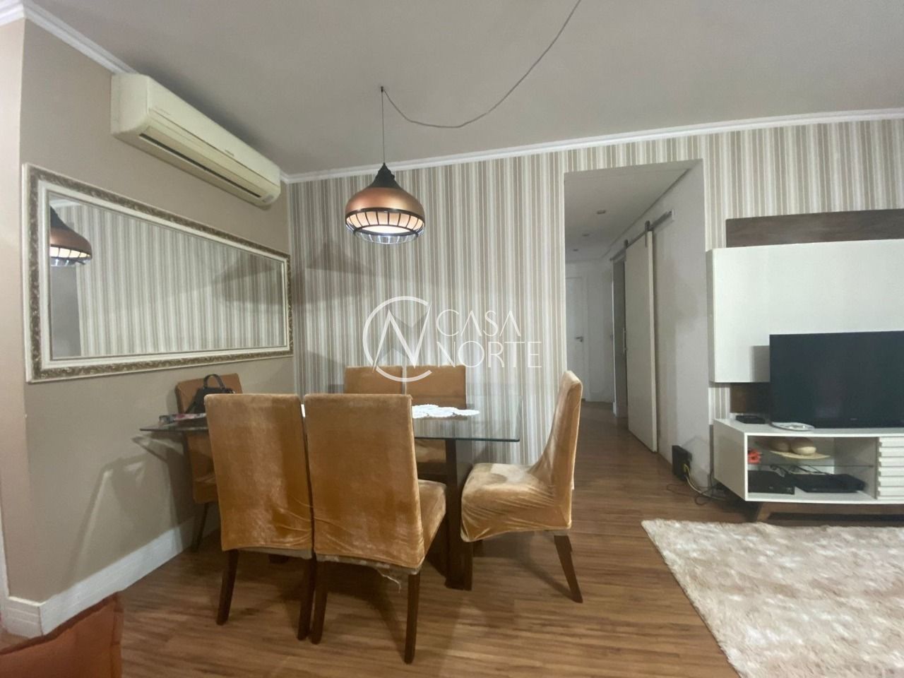 Apartamento à venda com 3 quartos, 84m², 1 suíte, 1 vaga, Rua Monsenhor Antônio Guilherme Grings no bairro Sarandi em Porto Alegre