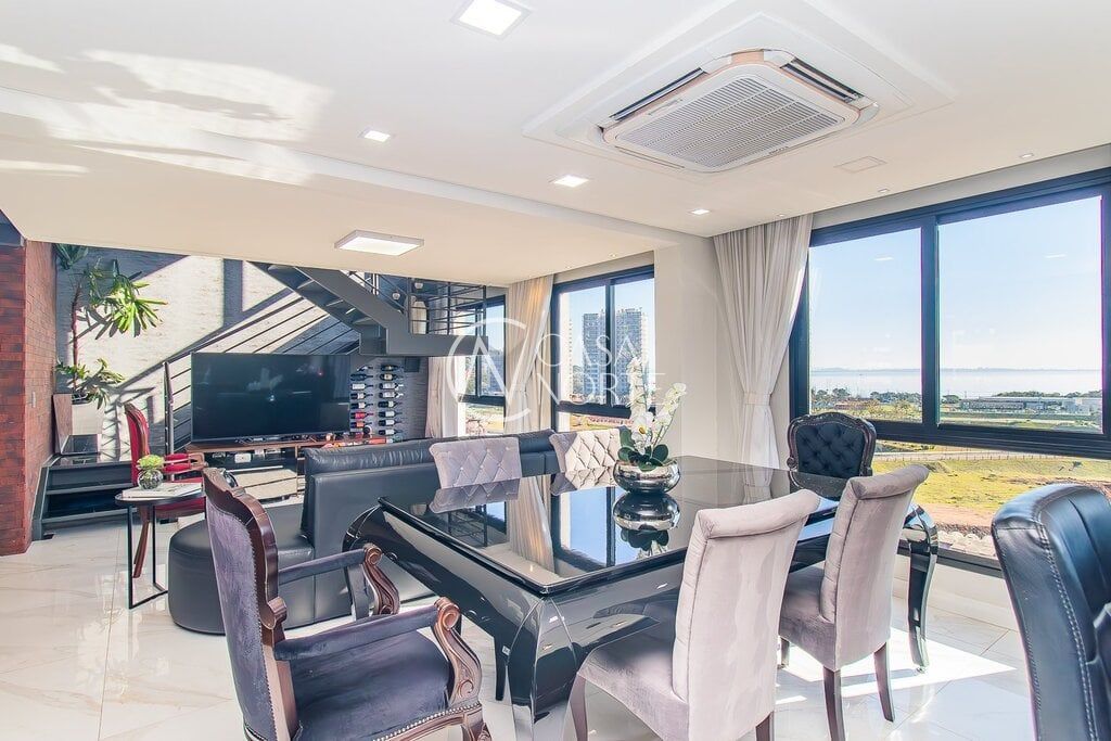 Apartamento à venda com 2 quartos, 129m², 1 suíte, 3 vagas, Coronel Claudino no bairro Cristal em Porto Alegre