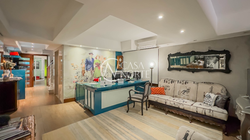 Apartamento à venda com 2 quartos, 50m², 2 suítes, 1 vaga, Doutor Timóteo no bairro Moinhos de Vento em Porto Alegre