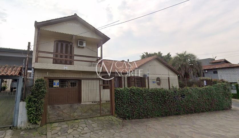 Casa à venda com 5 quartos, 187m², 1 suíte, 2 vagas, Rua Jenor Cardoso Jarros no bairro Jardim Sabará em Porto Alegre