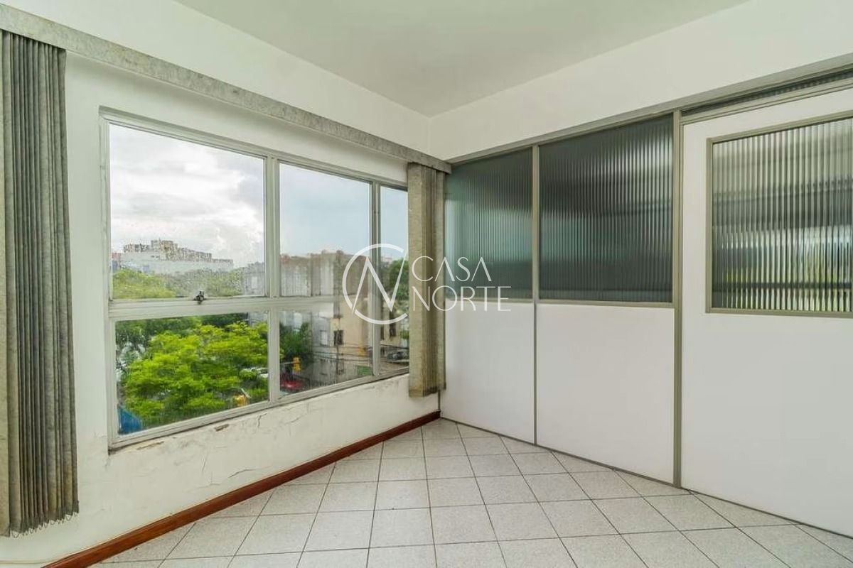 Sala Comercial à venda com 1 quarto, 42m², Avenida Pernambuco no bairro Navegantes em Porto Alegre