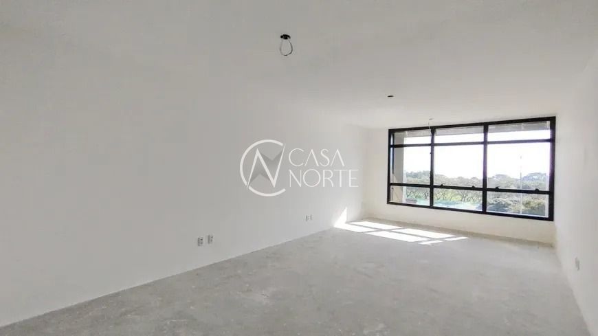 Sala Comercial à venda com 1 quarto, 38m², Avenida Padre Cacique no bairro Menino Deus em Porto Alegre