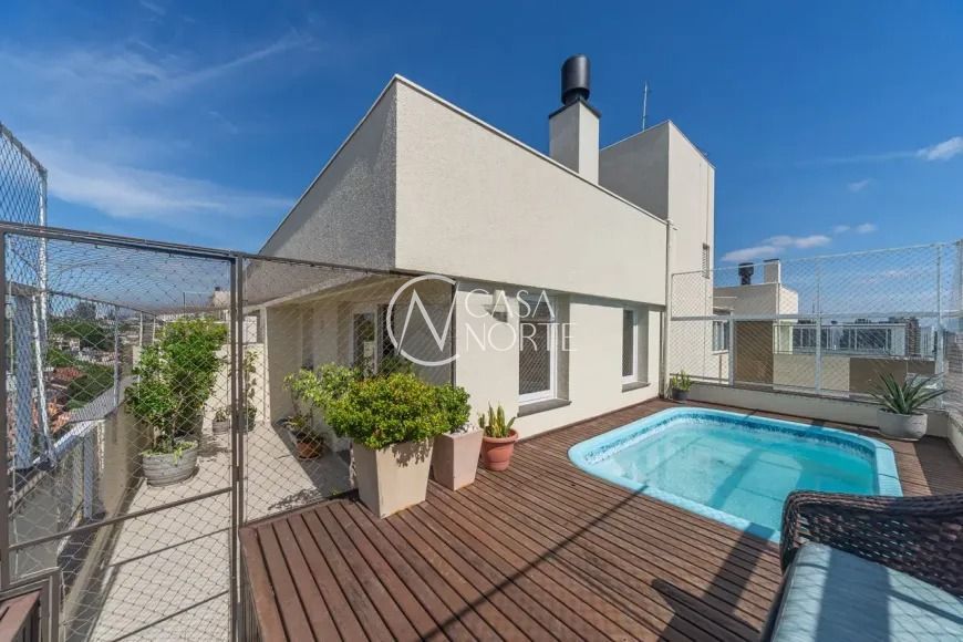 Cobertura à venda com 3 quartos, 158m², 1 suíte, 2 vagas, Rua General Francisco de Paula Cidade no bairro Chácara das Pedras em Porto Alegre
