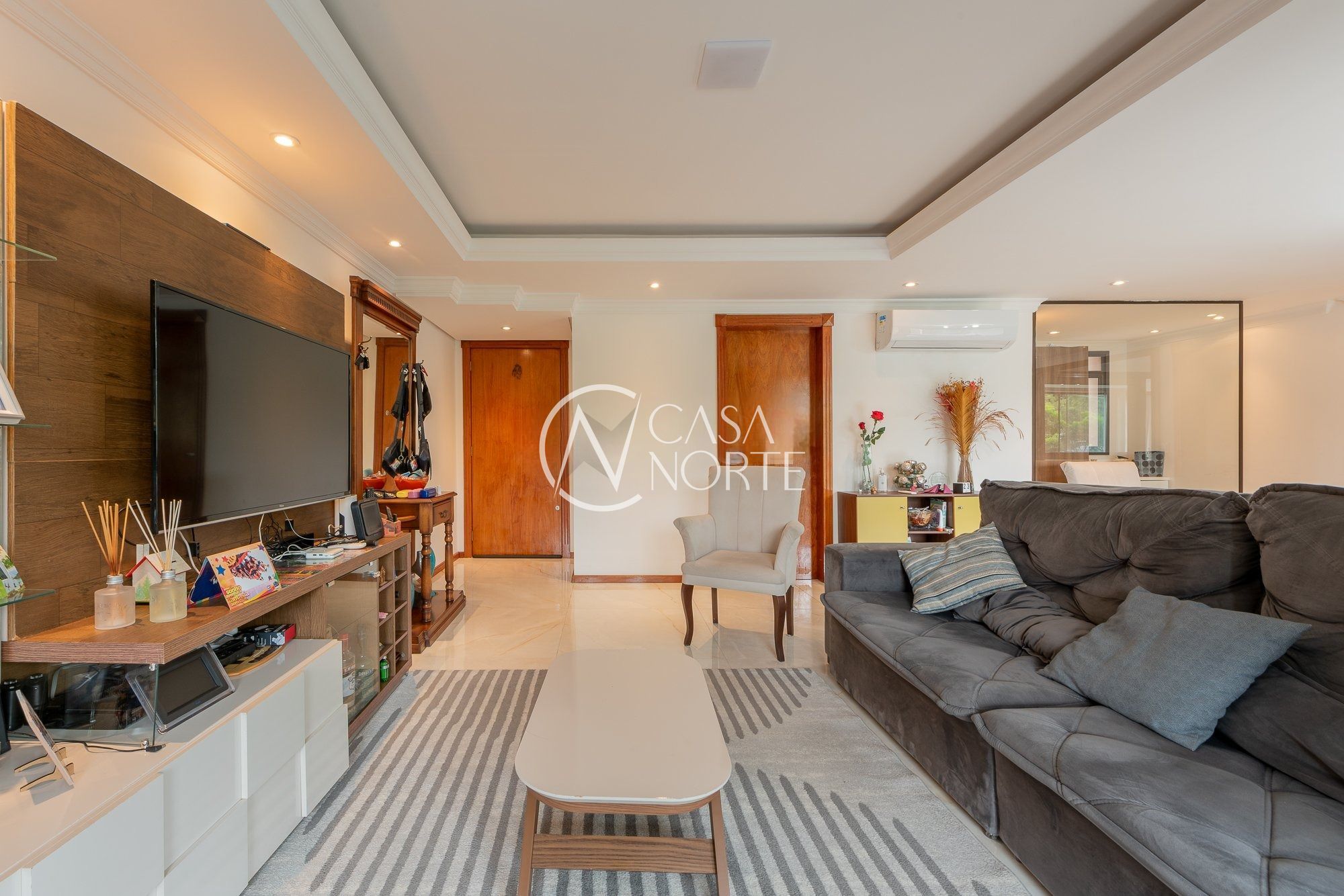 Apartamento à venda com 3 quartos, 138m², 1 suíte, 2 vagas, Rua Tomaz Gonzaga no bairro Boa Vista em Porto Alegre
