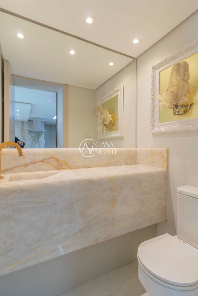 Apartamento à venda com 3 quartos, 175m², 1 suíte, 2 vagas, Valdir Antônio Lopes no bairro Vila Mariana em Porto Alegre