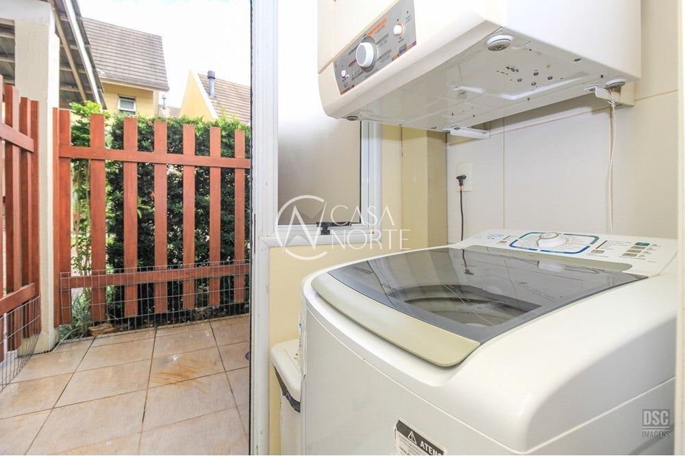 Casa de Condomínio à venda com 4 quartos, 218m², 2 suítes, 2 vagas, Engenheiro Ludolfo Boehl no bairro Teresópolis em Porto Alegre