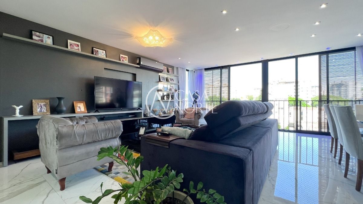 Apartamento à venda com 3 quartos, 185m², 3 suítes, 4 vagas, Travessa Guianas no bairro Jardim Lindóia em Porto Alegre