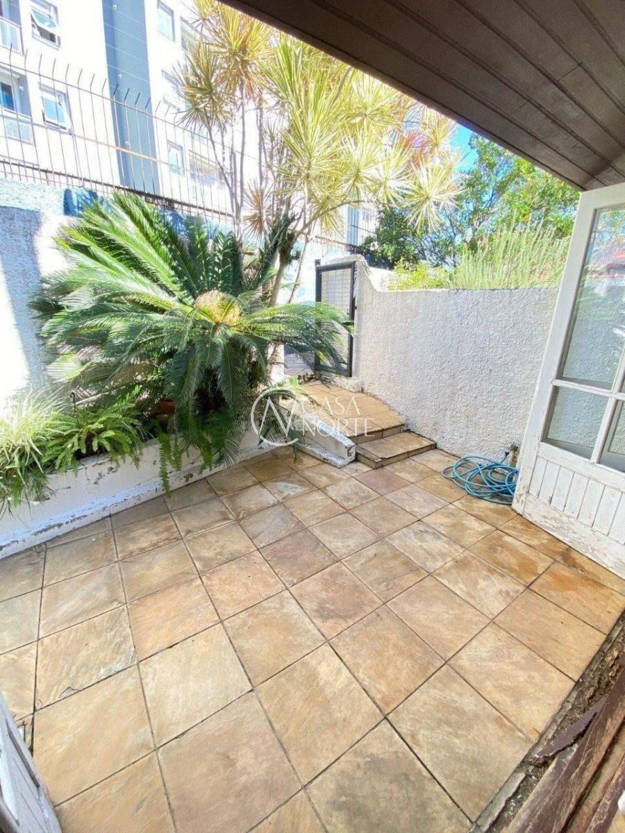 Casa de Condomínio à venda com 3 quartos, 165m², 1 suíte, 2 vagas, Rua Manoel Lopes Meirelles no bairro Jardim Sabará em Porto Alegre