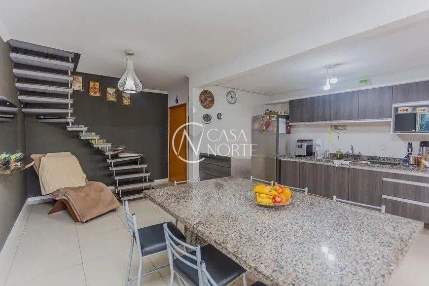 Cobertura à venda com 4 quartos, 190m², 1 suíte, 1 vaga, Rua João Zanenga no bairro Cristo Redentor em Porto Alegre