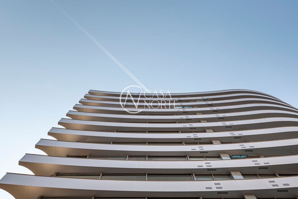 Apartamento à venda com 3 quartos, 164m², 3 suítes, 2 vagas, Engenheiro Adolfo Stern no bairro Bela Vista em Porto Alegre