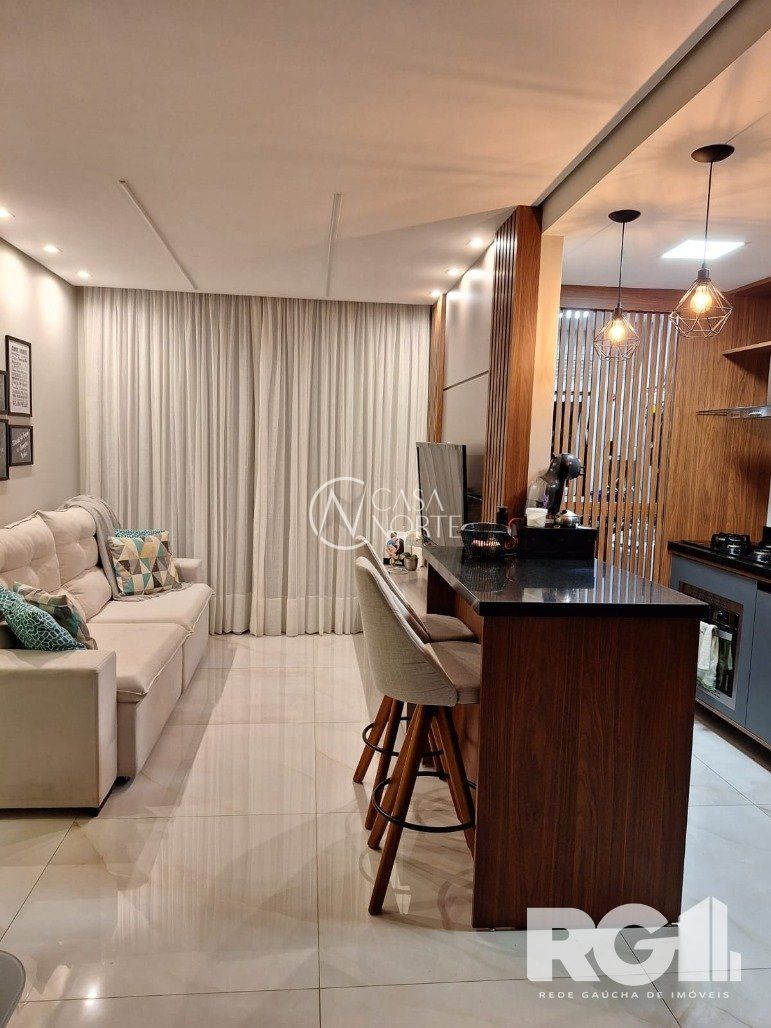 Apartamento à venda com 3 quartos, 67m², 1 suíte, 1 vaga, Rua Jerônymo Zelmanovitz no bairro São Sebastião em Porto Alegre