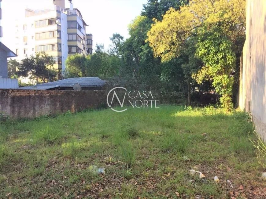 Terreno à venda  com 1800m², Rua Carlos Legori no bairro Boa Vista em Porto Alegre