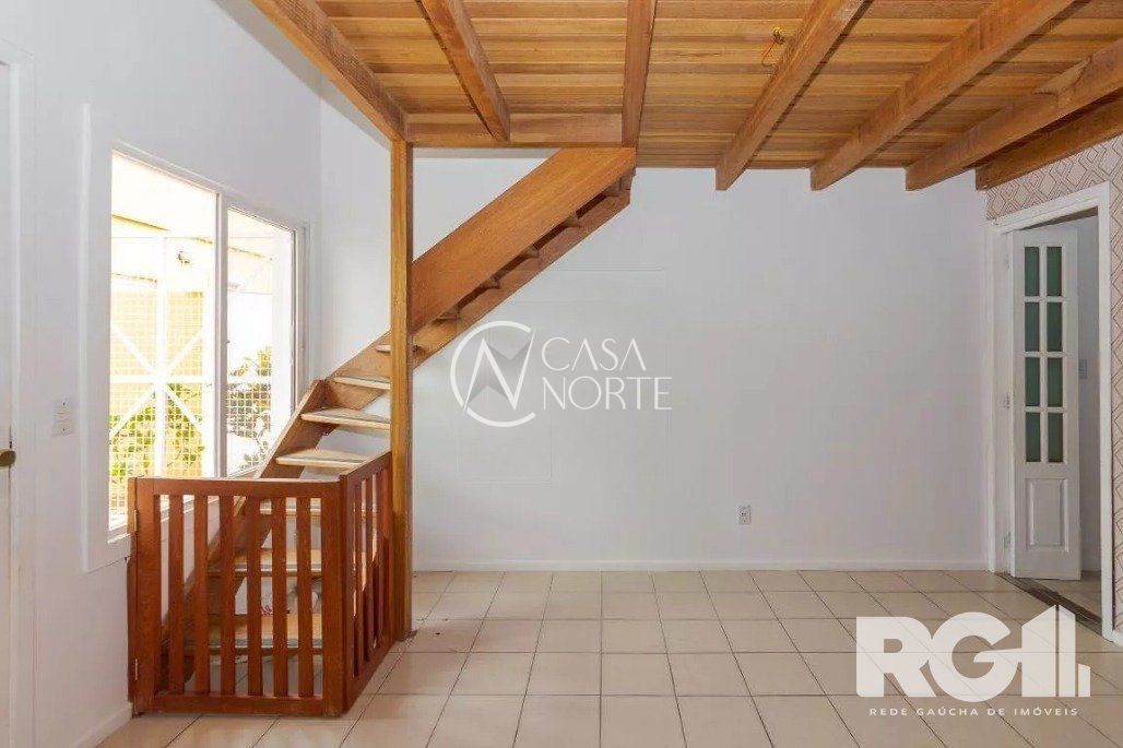Casa de Condomínio à venda com 2 quartos, 79m², 2 vagas, Rua Poa-Cidade Jóia no bairro Jardim Leopoldina em Porto Alegre