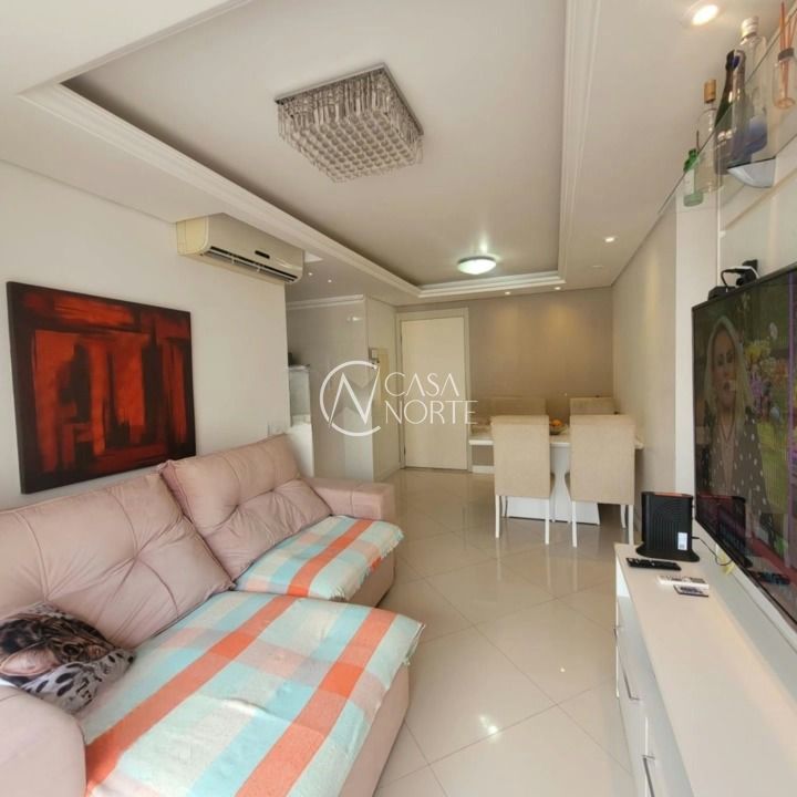 Apartamento à venda com 2 quartos, 62m², 1 suíte, 1 vaga, Avenida Benno Mentz no bairro Vila Ipiranga em Porto Alegre