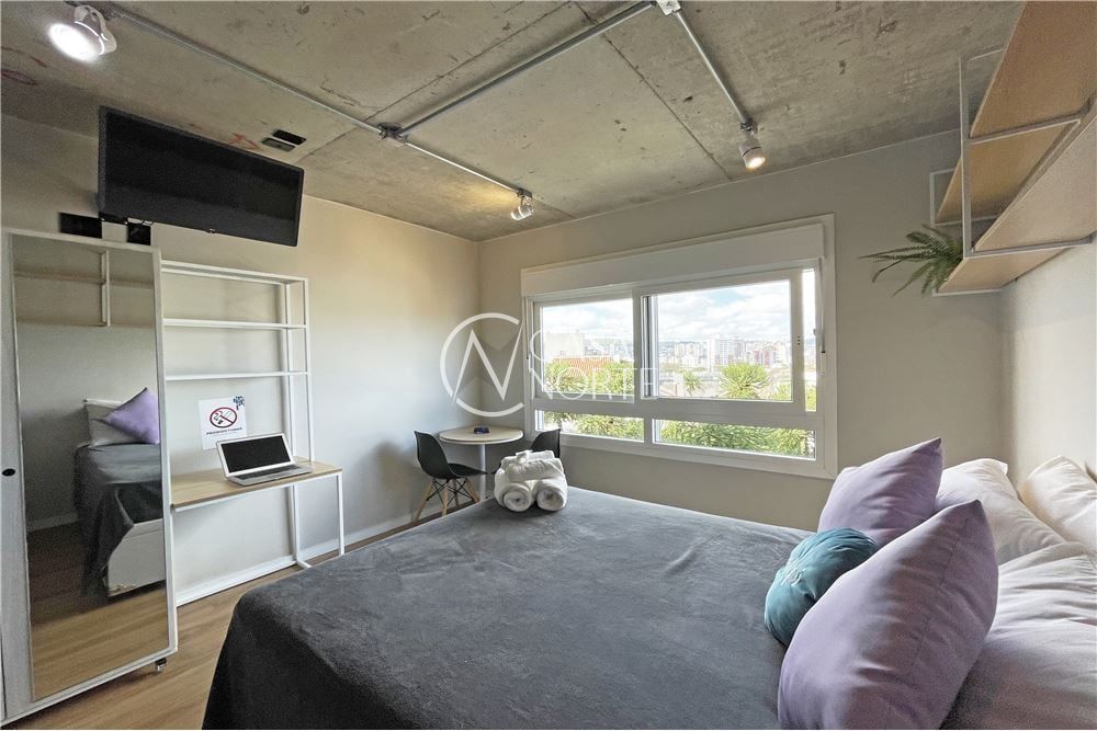 Studio à venda com 1 quarto, 20m², 1 suíte, 1 vaga, Dona Eugenia no bairro Santa Cecília em Porto Alegre