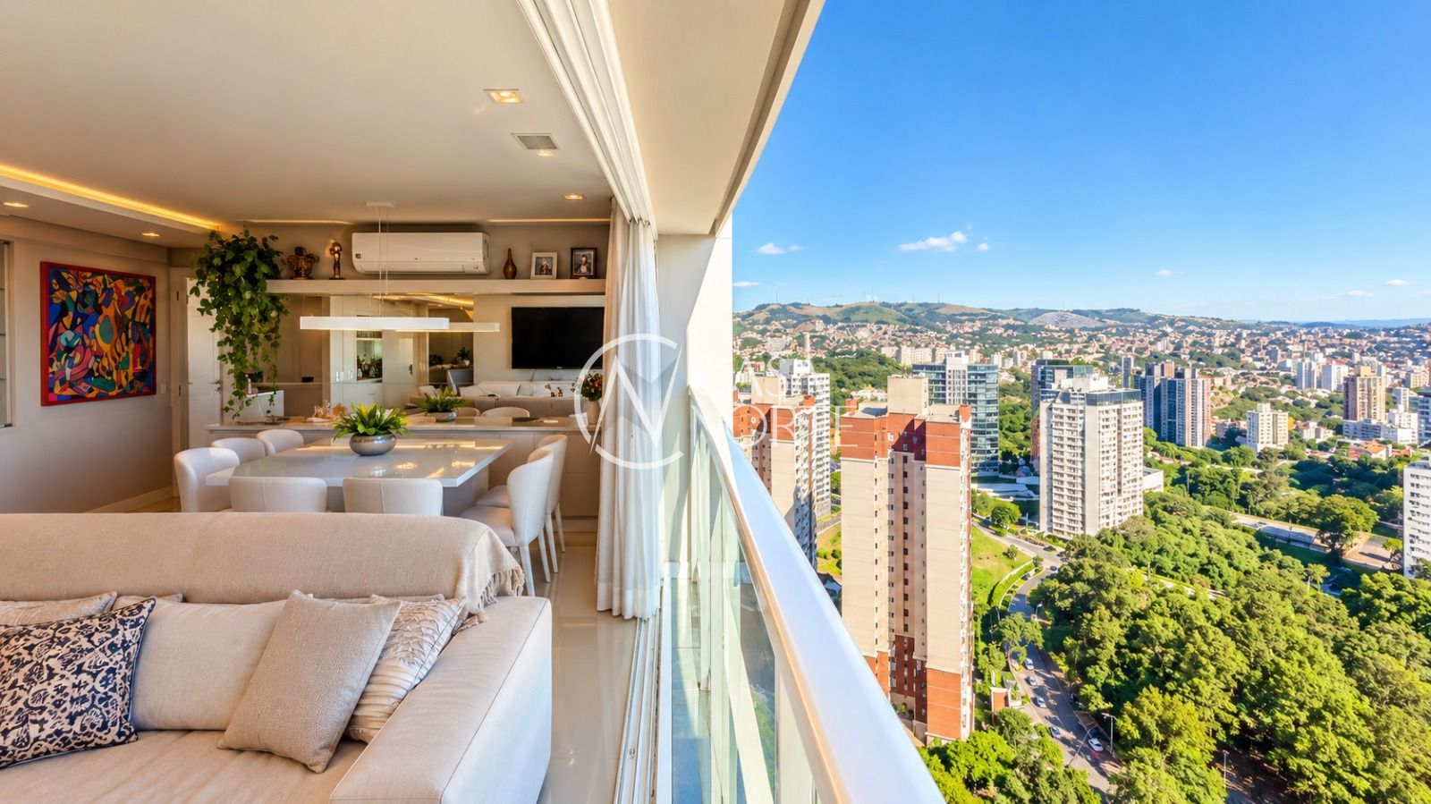 Apartamento à venda com 3 quartos, 130m², 3 suítes, 2 vagas, Rua Curvelo no bairro Petrópolis em Porto Alegre
