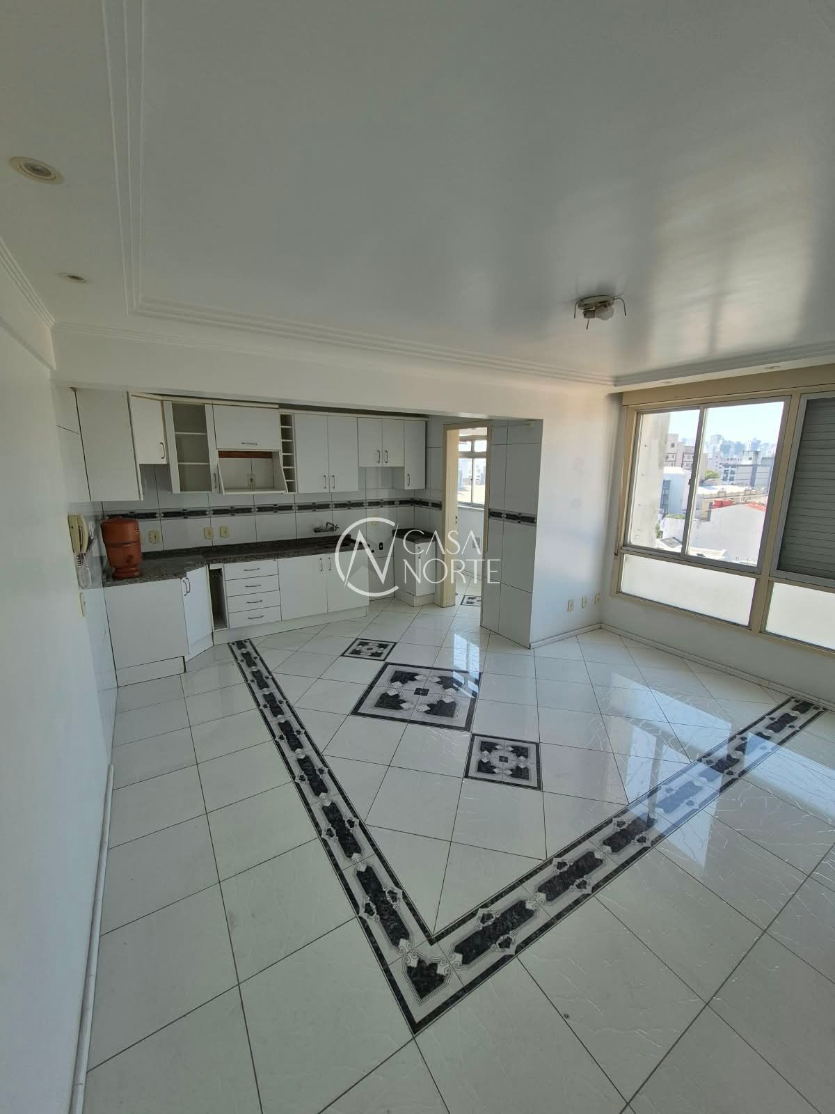 Apartamento à venda com 2 quartos, 73m², Avenida Venâncio Aires no bairro Cidade Baixa em Porto Alegre