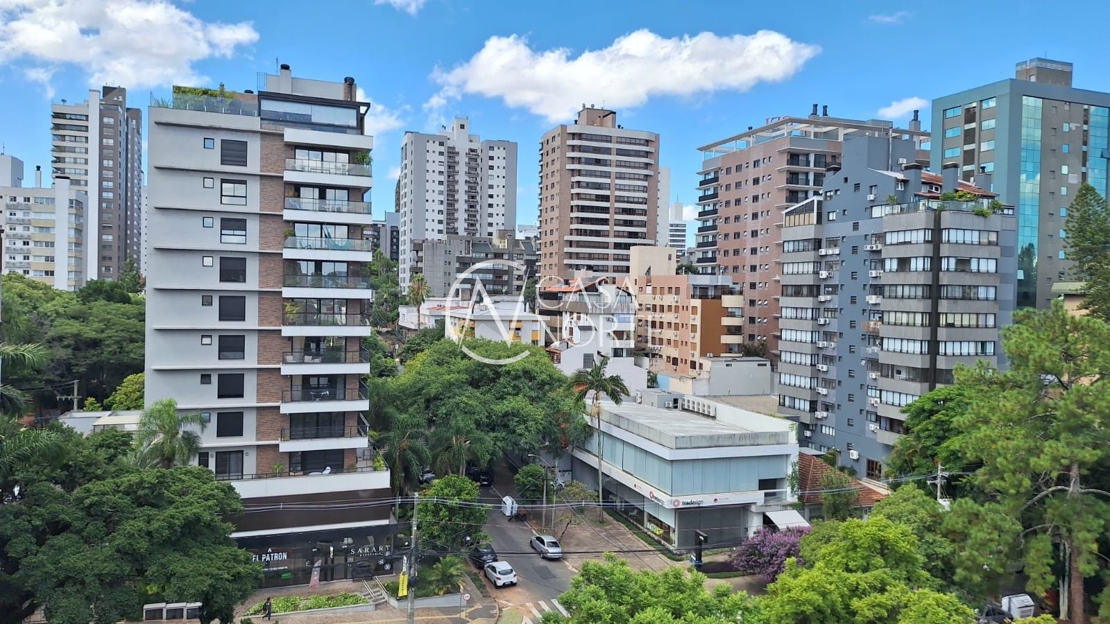 Cobertura à venda com 3 quartos, 157m², 3 suítes, 4 vagas, Avenida Pirapó no bairro Petrópolis em Porto Alegre
