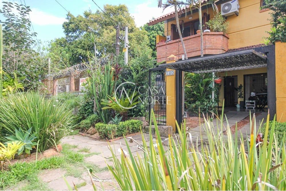 Casa à venda com 3 quartos, 154m², 1 suíte, 2 vagas, Murá no bairro Espírito Santo em Porto Alegre