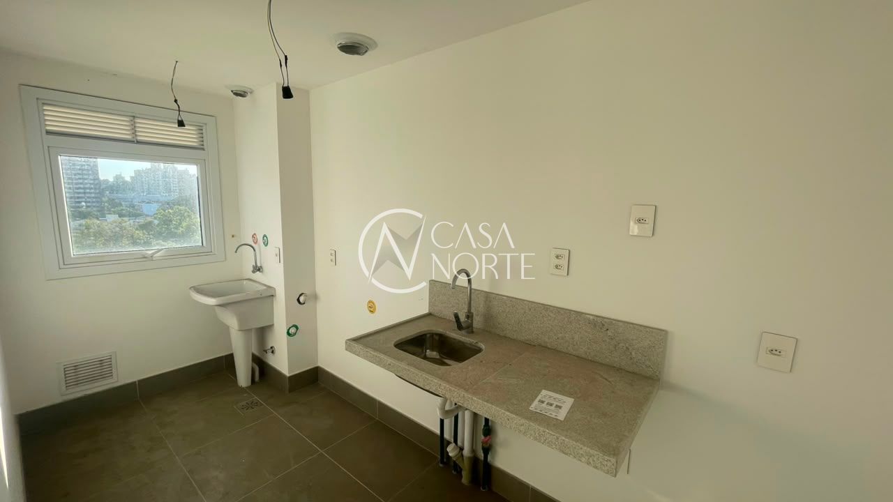 Apartamento à venda com 2 quartos, 56m², 1 suíte, 1 vaga, Rua Jerônymo Zelmanovitz no bairro Jardim Lindóia em Porto Alegre