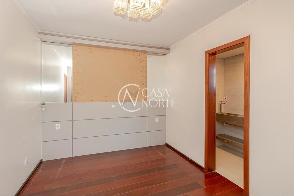 Cobertura à venda com 3 quartos, 214m², 1 suíte, 1 vaga, Santa Vitória no bairro Tristeza em Porto Alegre