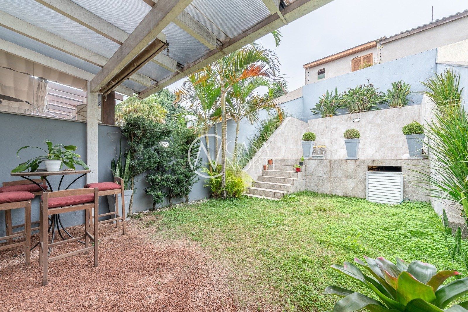 Casa à venda com 3 quartos, 160m², 1 suíte, 3 vagas, Rua do Pampa no bairro Ecoville em Porto Alegre