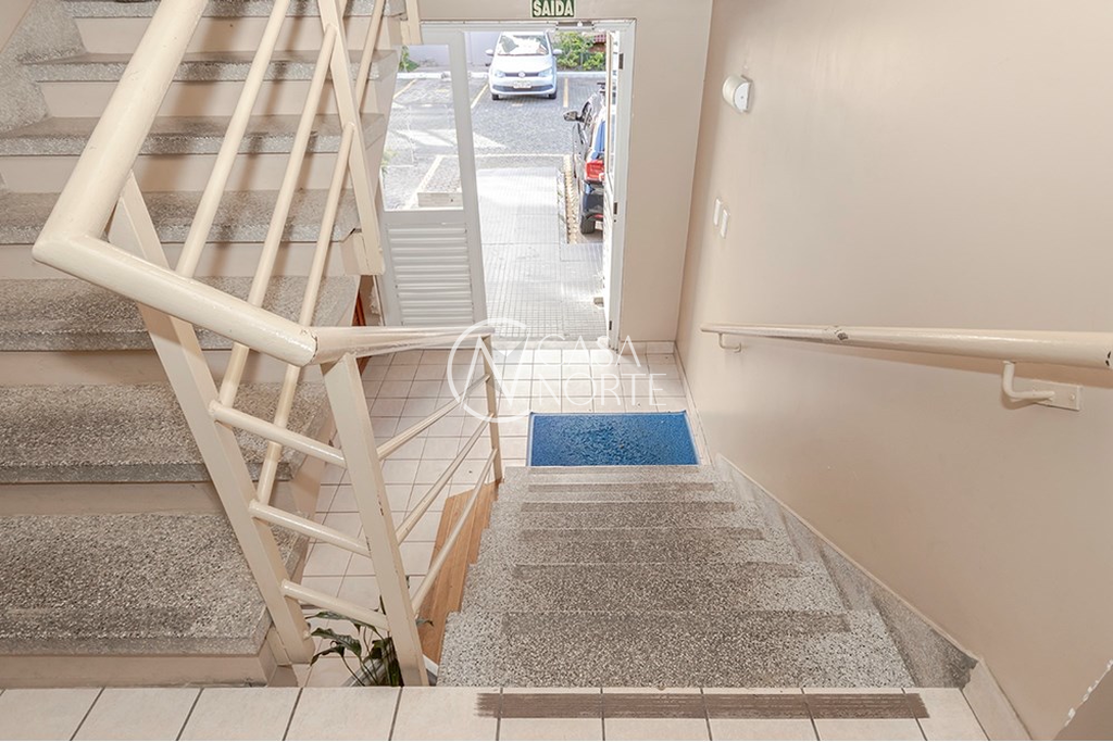 Apartamento à venda com 3 quartos, 83m², 2 vagas, Rua Marina Sirângelo Castello no bairro Jardim Itu em Porto Alegre