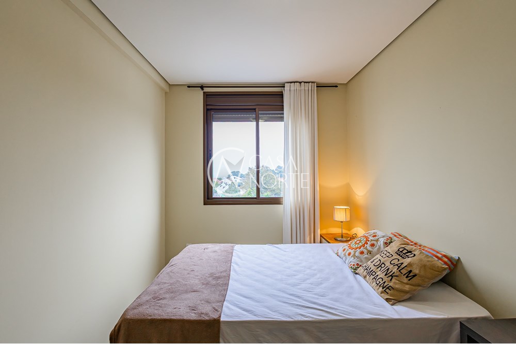 Apartamento à venda com 2 quartos, 65m², 1 suíte, 1 vaga, Eugênio du Pasquier no bairro Cristo Redentor em Porto Alegre