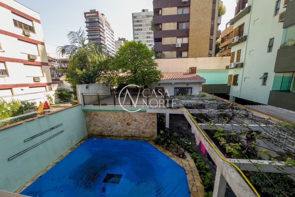 Casa à venda com 3 quartos, 285m², 1 suíte, 1 vaga, Passo da Pátria no bairro Bela Vista em Porto Alegre