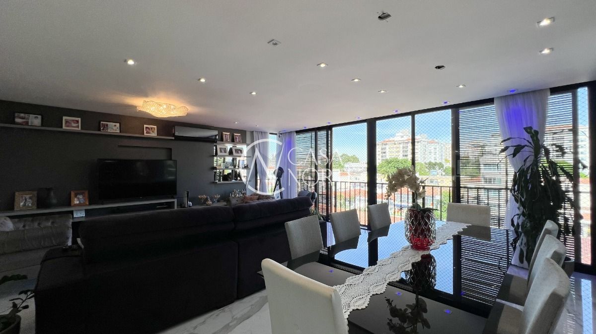 Apartamento à venda com 3 quartos, 185m², 3 suítes, 4 vagas, Travessa Guianas no bairro Jardim Lindóia em Porto Alegre