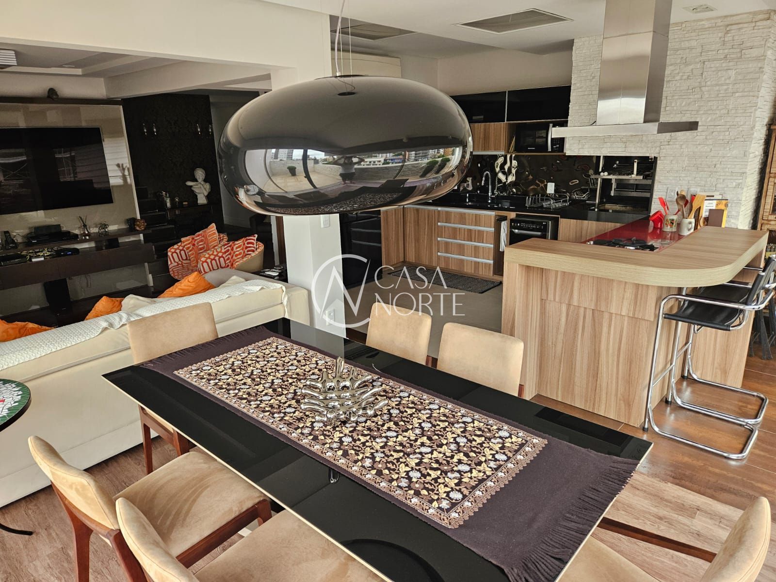 Cobertura à venda com 2 quartos, 111m², 1 suíte, 1 vaga, Avenida Guaporé no bairro Petrópolis em Porto Alegre