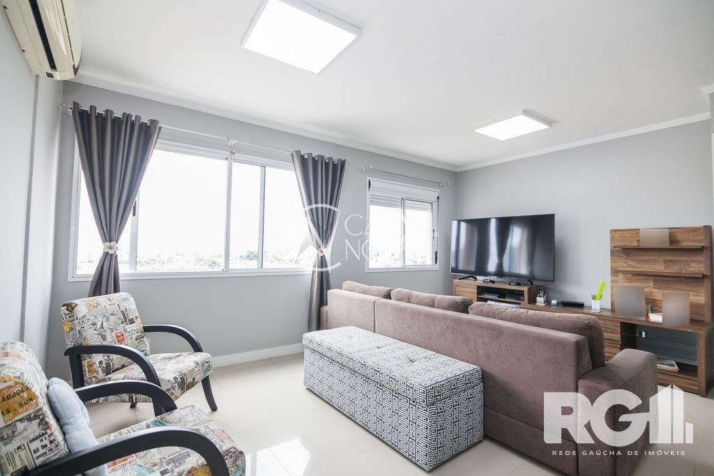 Apartamento à venda com 3 quartos, 69m², 1 suíte, 1 vaga, Avenida Dom Cláudio José Gonçalves Ponce de Leão no bairro Vila Ipiranga em Porto Alegre