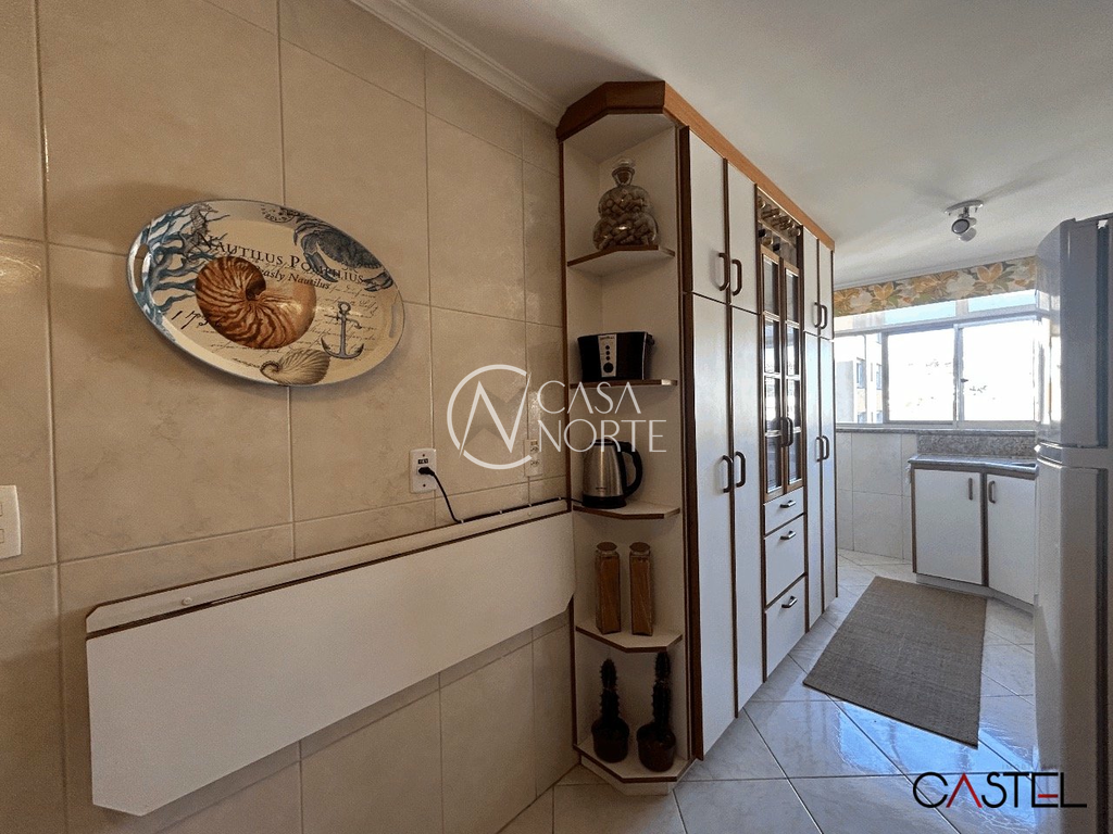 Apartamento à venda com 3 quartos, 110m², 1 suíte, 1 vaga, Rua Otávio Dutra no bairro Menino Deus em Porto Alegre