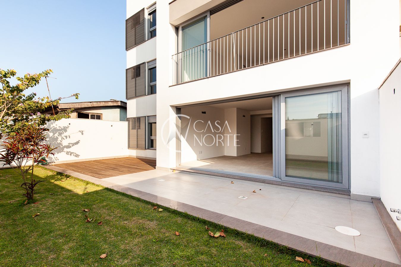 Apartamento Garden à venda com 3 quartos, 215m², 1 suíte, 2 vagas, Rua Miracema no bairro Chácara das Pedras em Porto Alegre