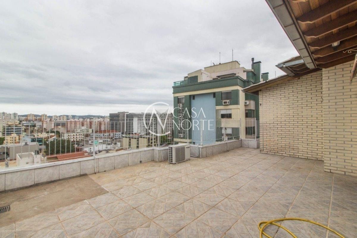 Cobertura à venda com 3 quartos, 160m², 1 suíte, 2 vagas, Rua Amoroso Costa no bairro Cristo Redentor em Porto Alegre