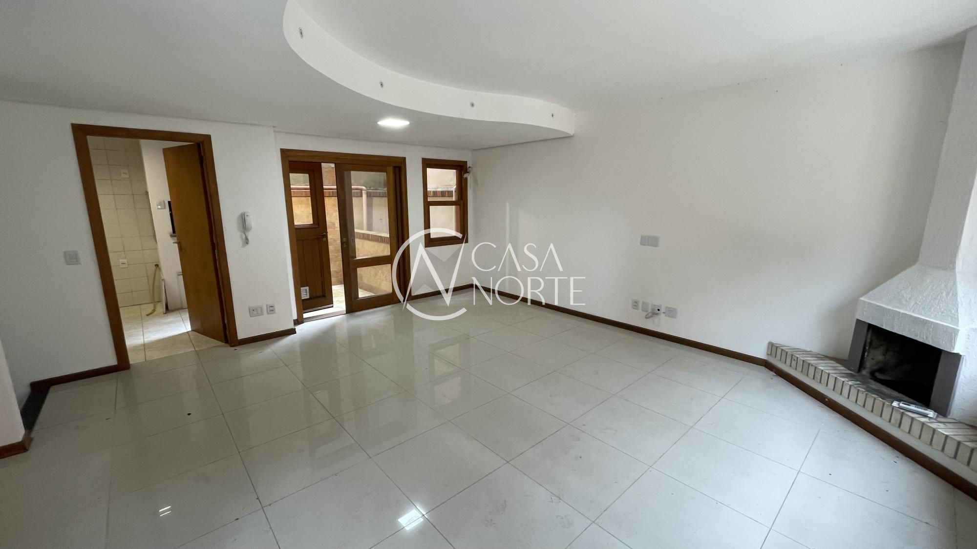 Casa de Condomínio à venda com 4 quartos, 272m², 1 suíte, 2 vagas, Rua Tremembé no bairro Chácara das Pedras em Porto Alegre