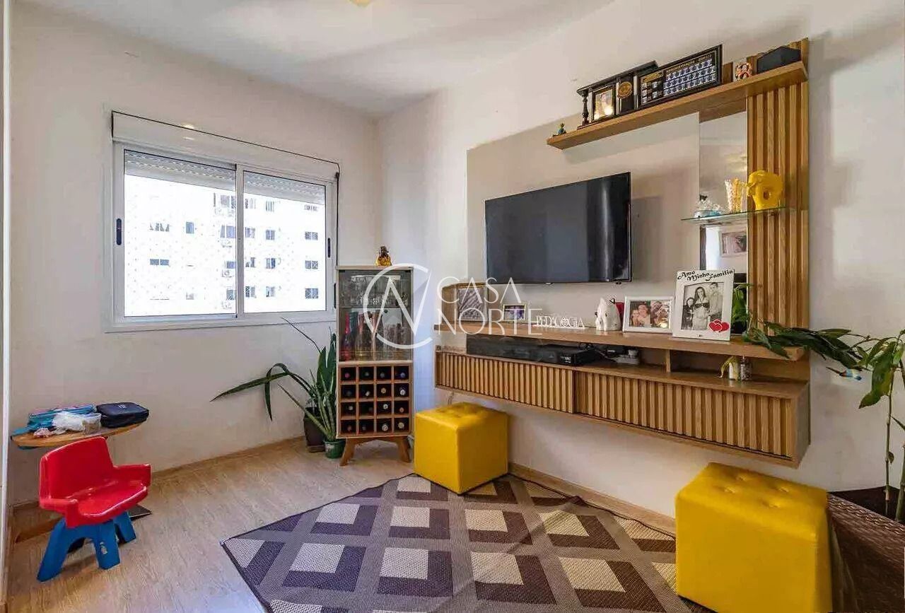 Apartamento à venda com 3 quartos, 65m², 1 suíte, 1 vaga, Avenida Dom Cláudio José Gonçalves Ponce de Leão no bairro Vila Ipiranga em Porto Alegre