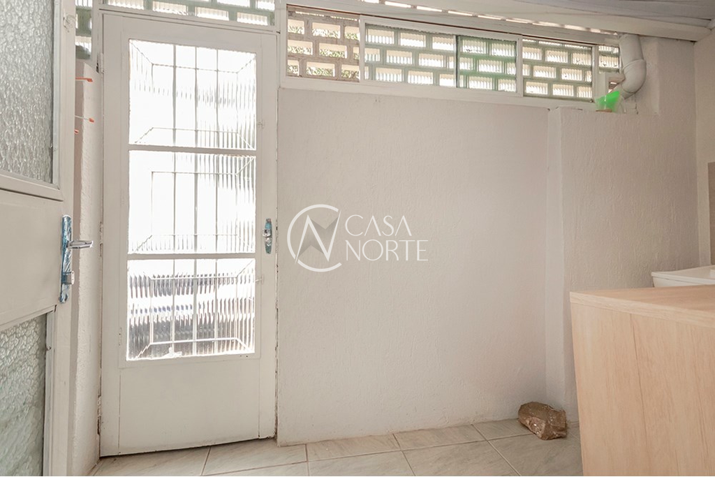 Apartamento à venda com 3 quartos, 79m², 1 vaga, Rua Botafogo no bairro Menino Deus em Porto Alegre